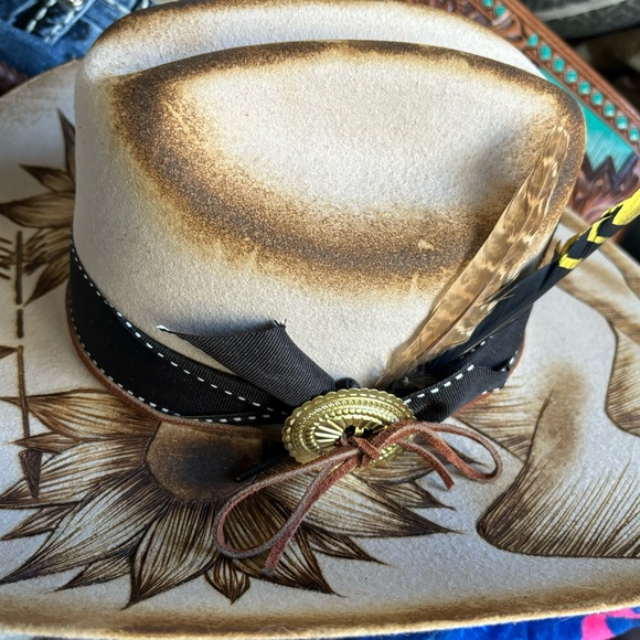 Cowgirl hat, hand burned with Sunflowers & Mountains - Picture 6 of 9